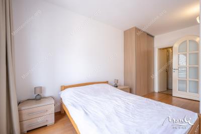 kvartira-s-2-spalnyami-s-vidom-na-more-i-staryj-kotor-v-muo_14