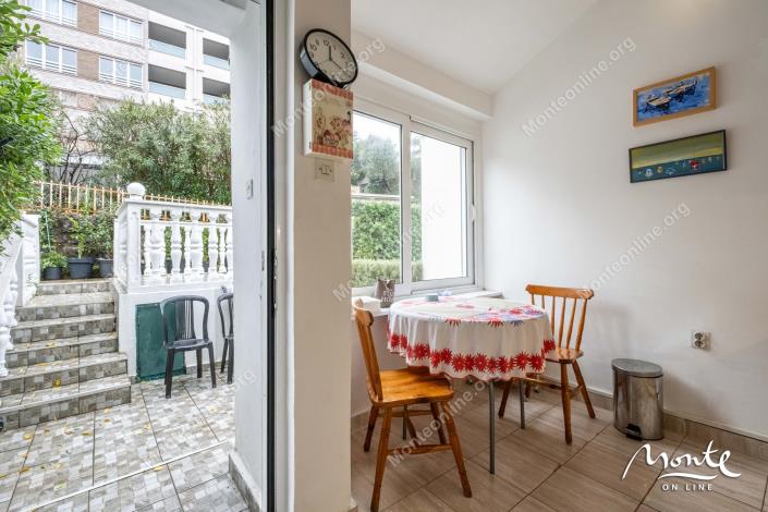 Image No.12-Appartement de 1 chambre à vendre à Tivat