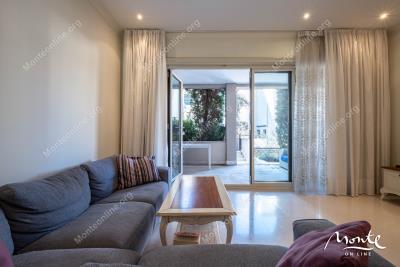 elitnyj-dvuhurovnevyj-apartament-v-serdcze-porto-montenegro-tivat_05