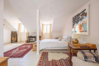 otrestavrirovannyj-kamennyj-dom-s-vidom-na-more-v-dzhurichi-kotorskij-zaliv_04