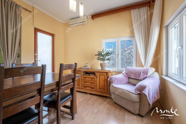 Image No.3-Appartement de 2 chambres à vendre à Herceg Novi