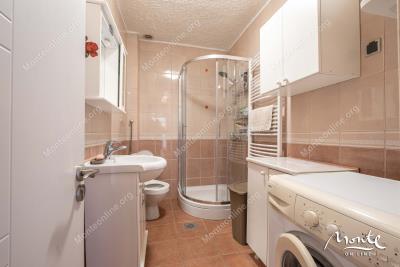 prostornaya-kvartira-s-2-spalnyami-i-vidom-na-gory-v-herczeg-novi_14