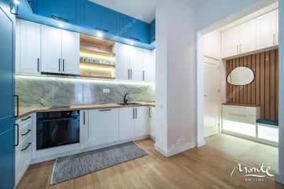 svetlaya-kvartira-s-2-spalnyami-v-komplekse-skyline-resort-bechichi_10