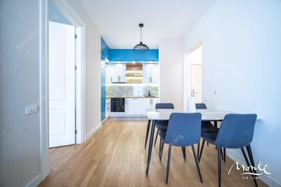 svetlaya-kvartira-s-2-spalnyami-v-komplekse-skyline-resort-bechichi_12