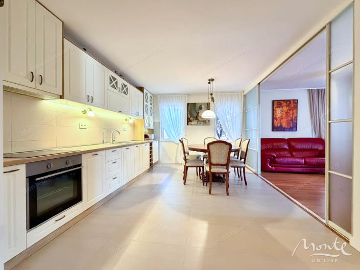 Image No.3-3 Bed Flat for sale