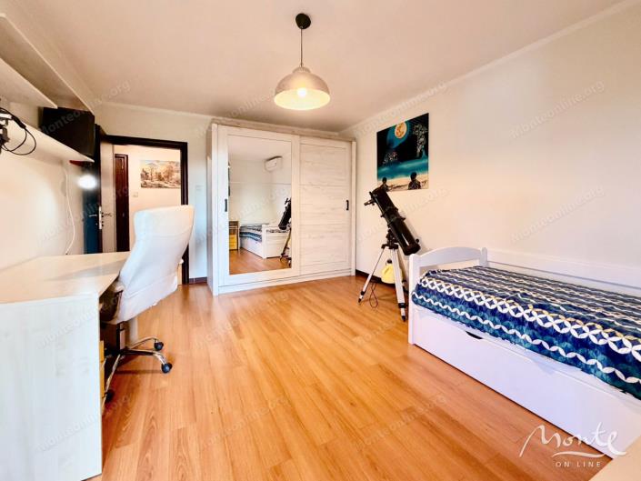 Image No.7-3 Bed Flat for sale