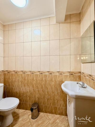 Image No.14-3 Bed Flat for sale