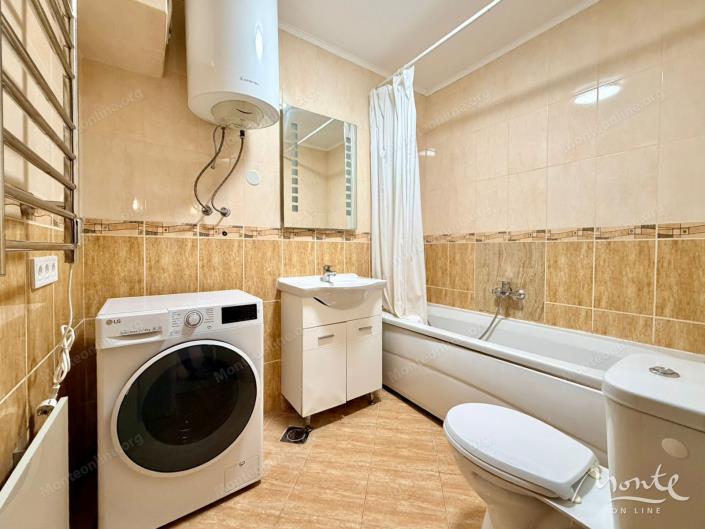 Image No.15-3 Bed Flat for sale