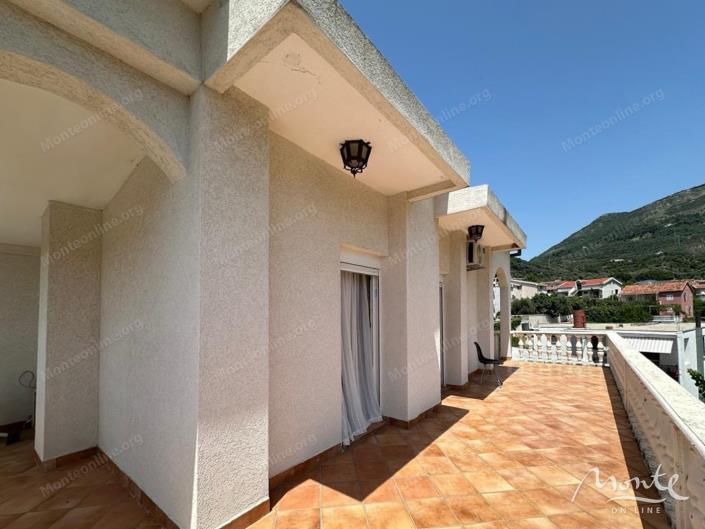 Image No.7-Maison de 5 chambres à vendre à Bar