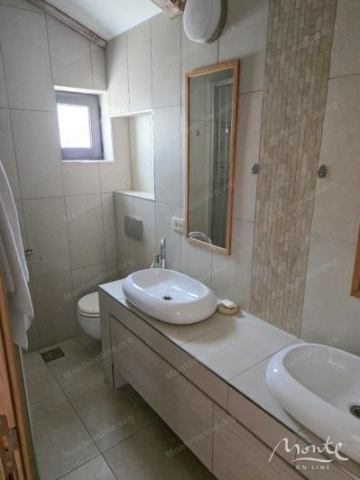 Image No.8-2 Bed Flat for sale