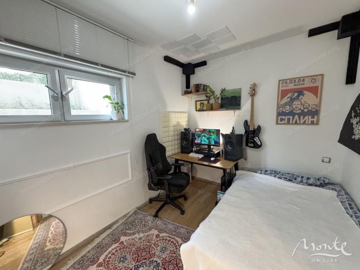 Image No.10-2 Bed Flat for sale