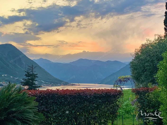 Image No.19-2 Bed Flat for sale