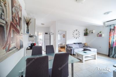 svetlaya-kvartira-s-2-spalnyami-terrasoj-i-parkingom-v-tivate-donya-lastva_07