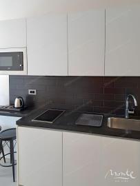 studiya-v-apart-otele-royal-blue-resort-residence-v-kavache-tivat_04