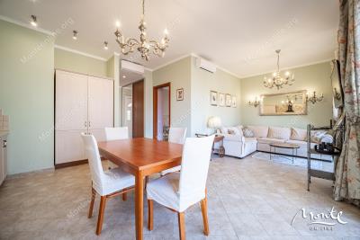 panoramnyj-apartament-s-1-spalnej-v-komplekse-s-bassejnom-orahovacz_06