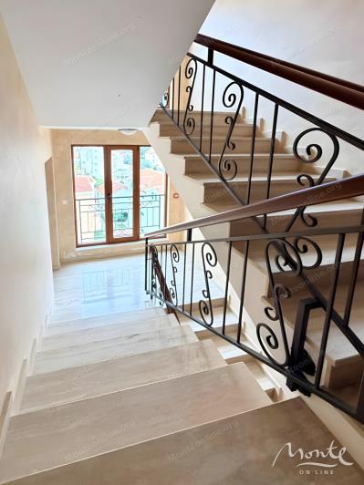 Image No.10-1 Bed Flat for sale