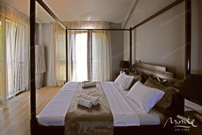 Image No.6-3 Bed House for sale