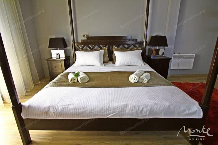 Image No.7-3 Bed House for sale