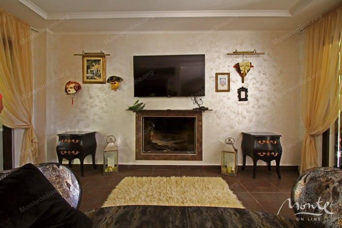 Image No.9-3 Bed House for sale