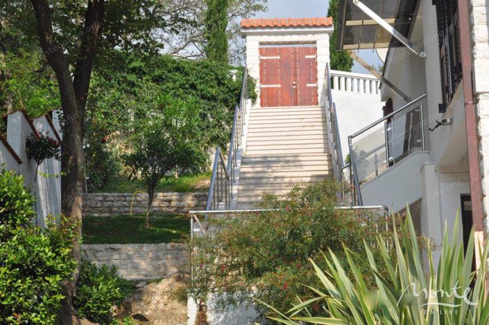 Image No.38-3 Bed House for sale