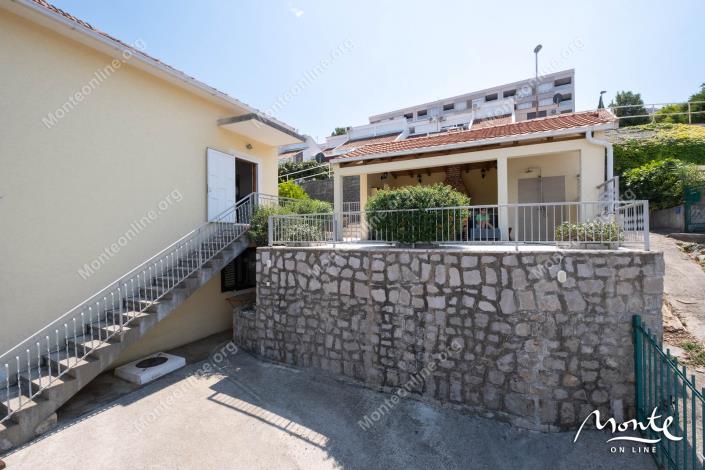 Image No.7-3 Bed House for sale