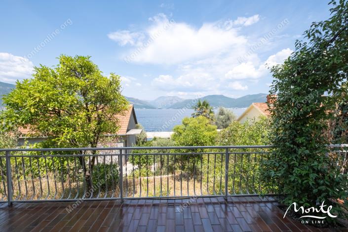 Image No.14-3 Bed House for sale