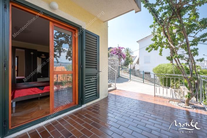 Image No.16-3 Bed House for sale