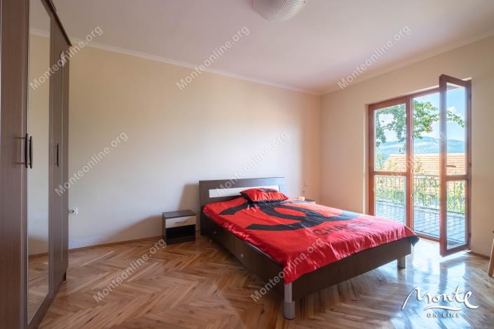 Image No.24-3 Bed House for sale