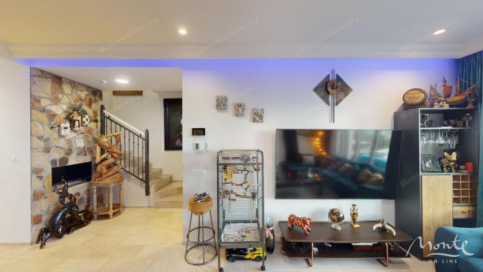 Image No.11-2 Bed Townhouse for sale