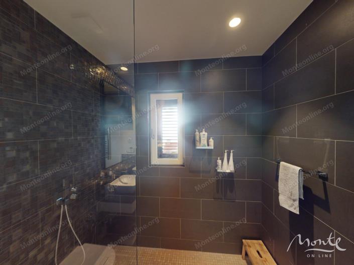 Image No.32-2 Bed Townhouse for sale