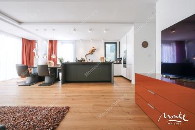 eksklyuzivnyj-taunhaus-v-zakrytom-komplekse-s-bassejnom-v-lastve-grbalskoj-chernogoriya_11