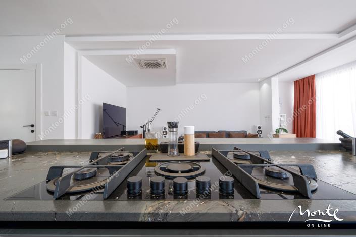 Image No.19-3 Bed Townhouse for sale