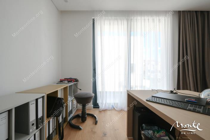 Image No.31-3 Bed Townhouse for sale