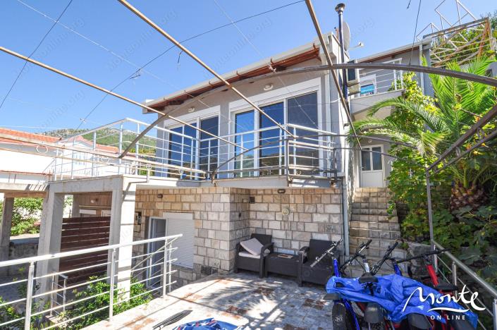 Image No.3-3 Bed House for sale