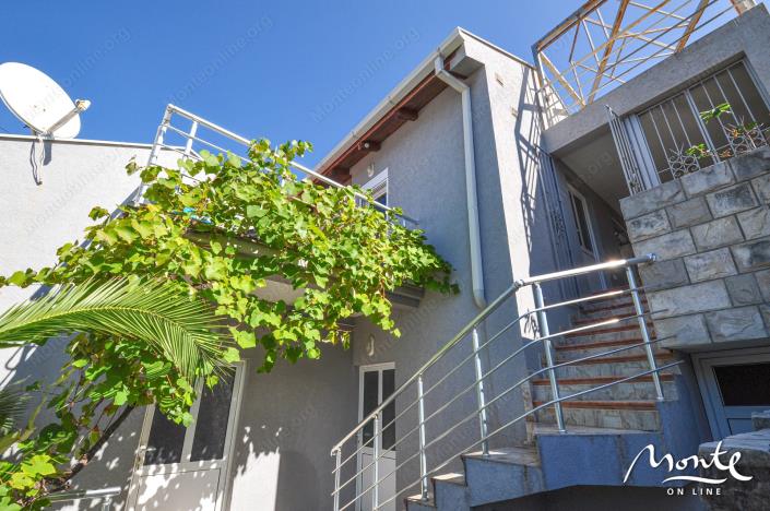 Image No.6-3 Bed House for sale