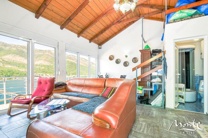 Image No.10-3 Bed House for sale