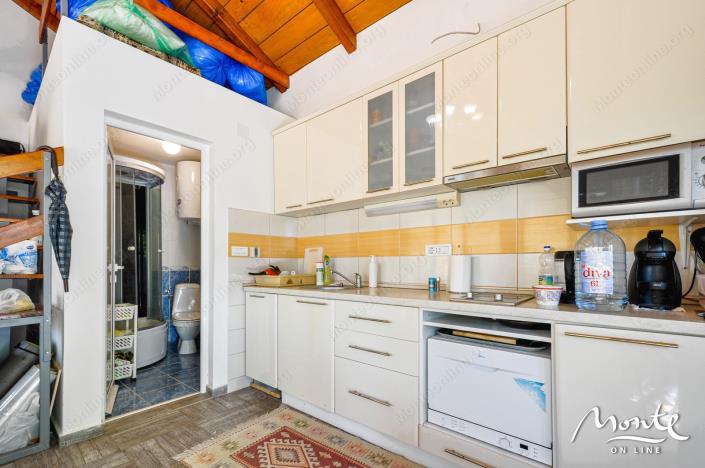 Image No.17-3 Bed House for sale