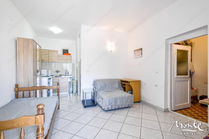 Image No.21-3 Bed House for sale