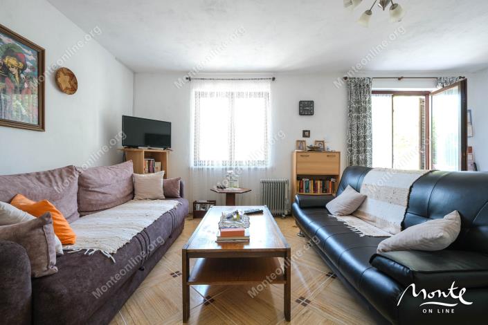 Image No.16-2 Bed House for sale