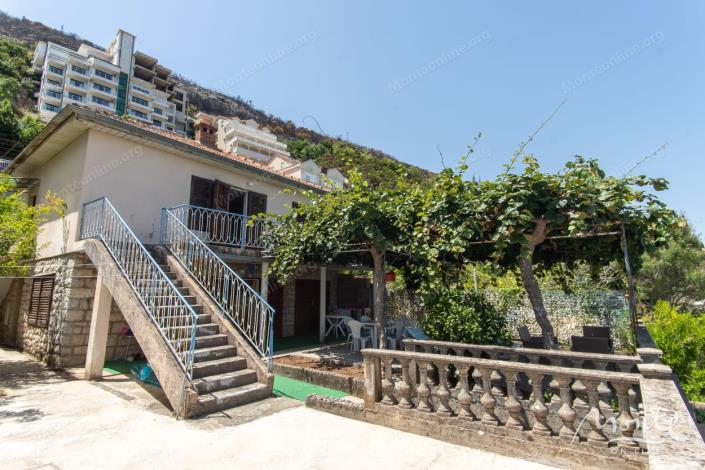 Image No.10-4 Bed House for sale