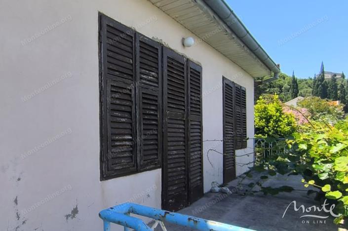 Image No.32-4 Bed House for sale