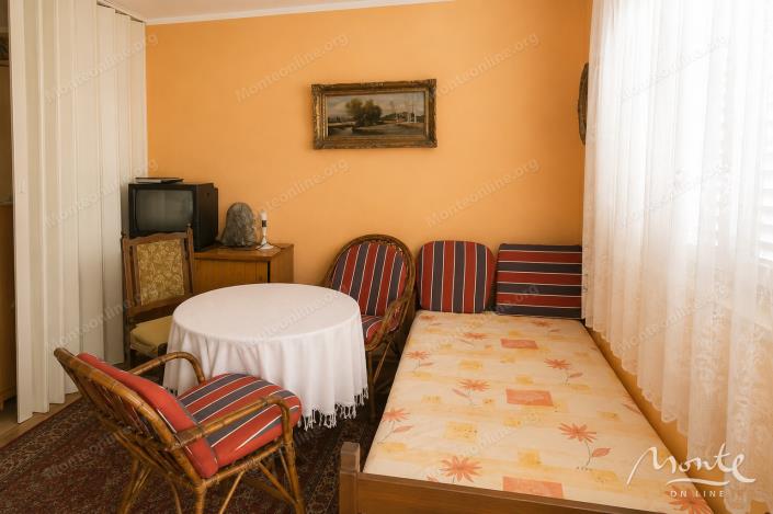 Image No.41-4 Bed House for sale