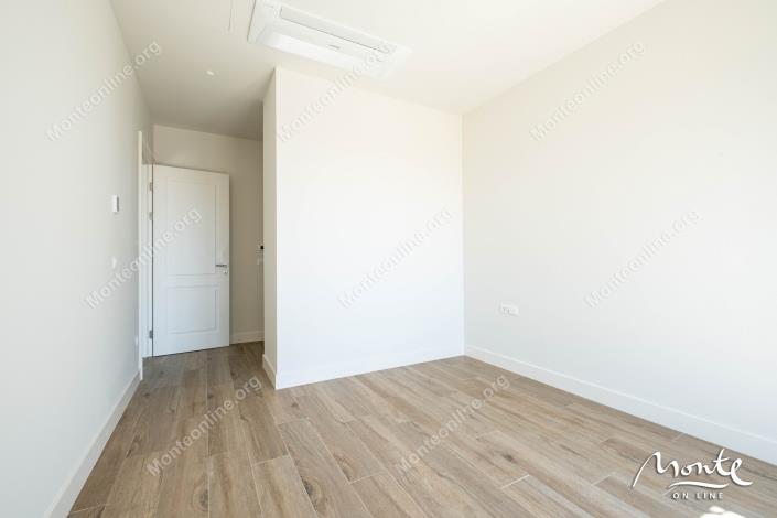 Image No.14-2 Bed Flat for sale