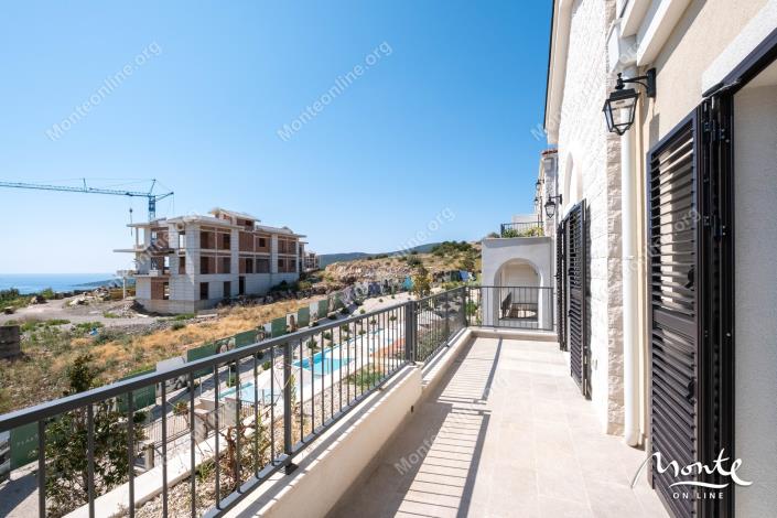 Image No.19-2 Bed Flat for sale