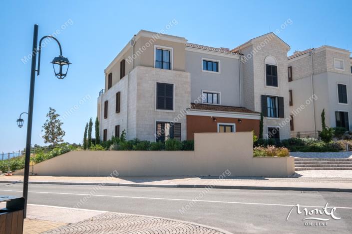 Image No.25-2 Bed Flat for sale