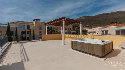 elitnaya-villa-s-vidom-na-boka-kotorskij-zaliv-v-portonovi-herczeg-novi_02