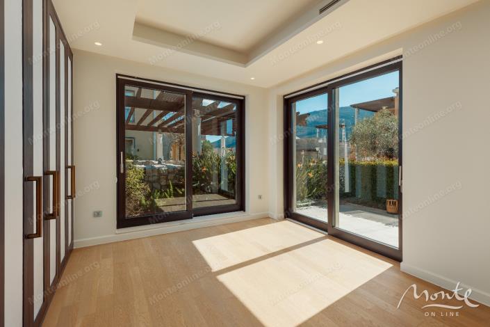 Image No.5-3 Bed Villa for sale