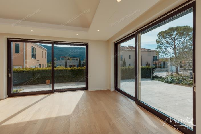 Image No.6-3 Bed Villa for sale