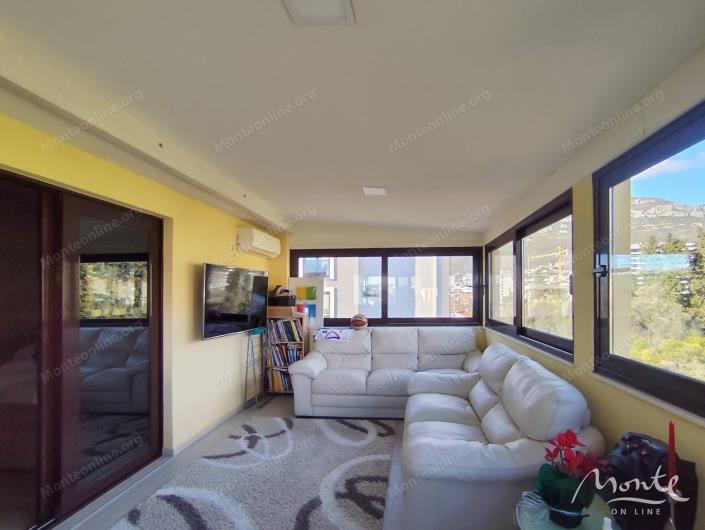 Image No.9-1 Bed Flat for sale
