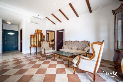apartament-venecziya-v-krasivom-komplekse-boka-gardens-kostanicza_08
